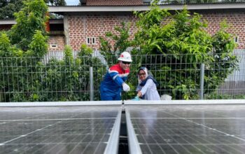 Pembangunan PLTS di Desa Sukakarya oleh CID PEP Pendopo Field memberikan dampak positif bagi perekonomian serta kehidupan sosial masyarakat sekitar.